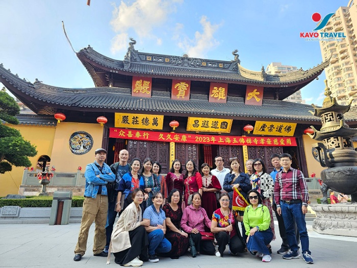 Đoàn khách du lịch Trung Quốc do Công ty Du lịch Khát Vọng Việt - Kavo Travel tổ chức